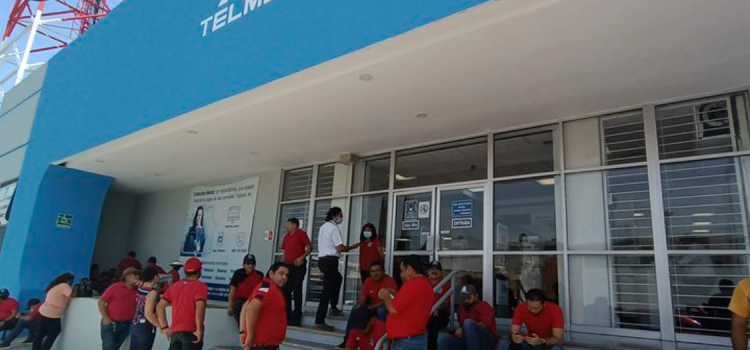Empleados de Telmex en Chetumal se unieron a paro nacional