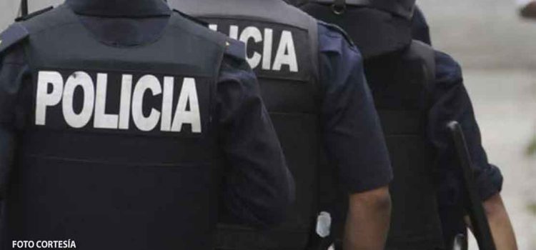 Grupo de sicarios castigan con tablazos a dos policías estatales en Quintana Roo