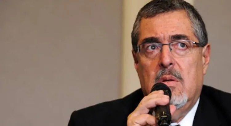 Denuncia Bernardo Arévalo plan de “golpe de Estado”