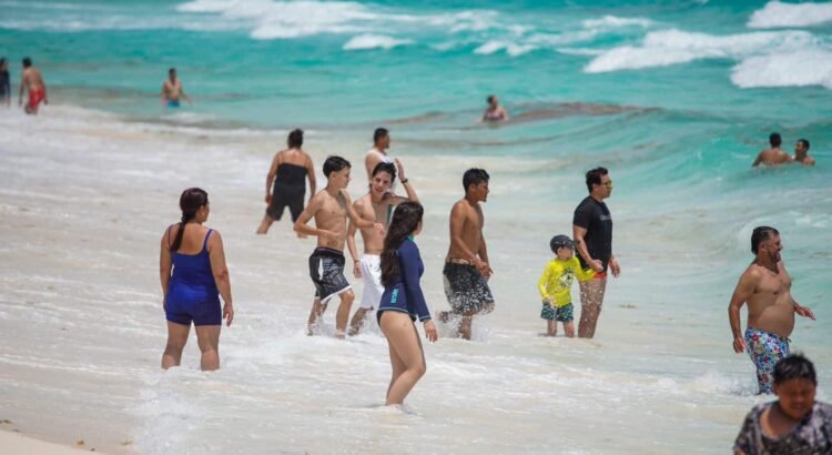 Cancún  se alista para arribo masivo de bañistas en Semana Santa