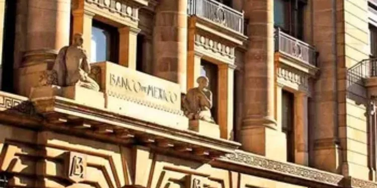 Baja Banxico la tasa de interés