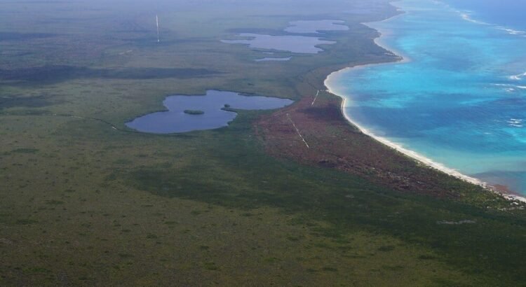 Federación otorga dos predios a Bacalar para ser usados como playas públicas