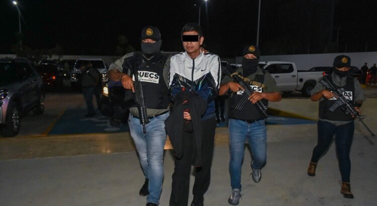 Capturan en Tlaxcala a un hombre que cobraba ”derecho de piso” a negocios de QRoo